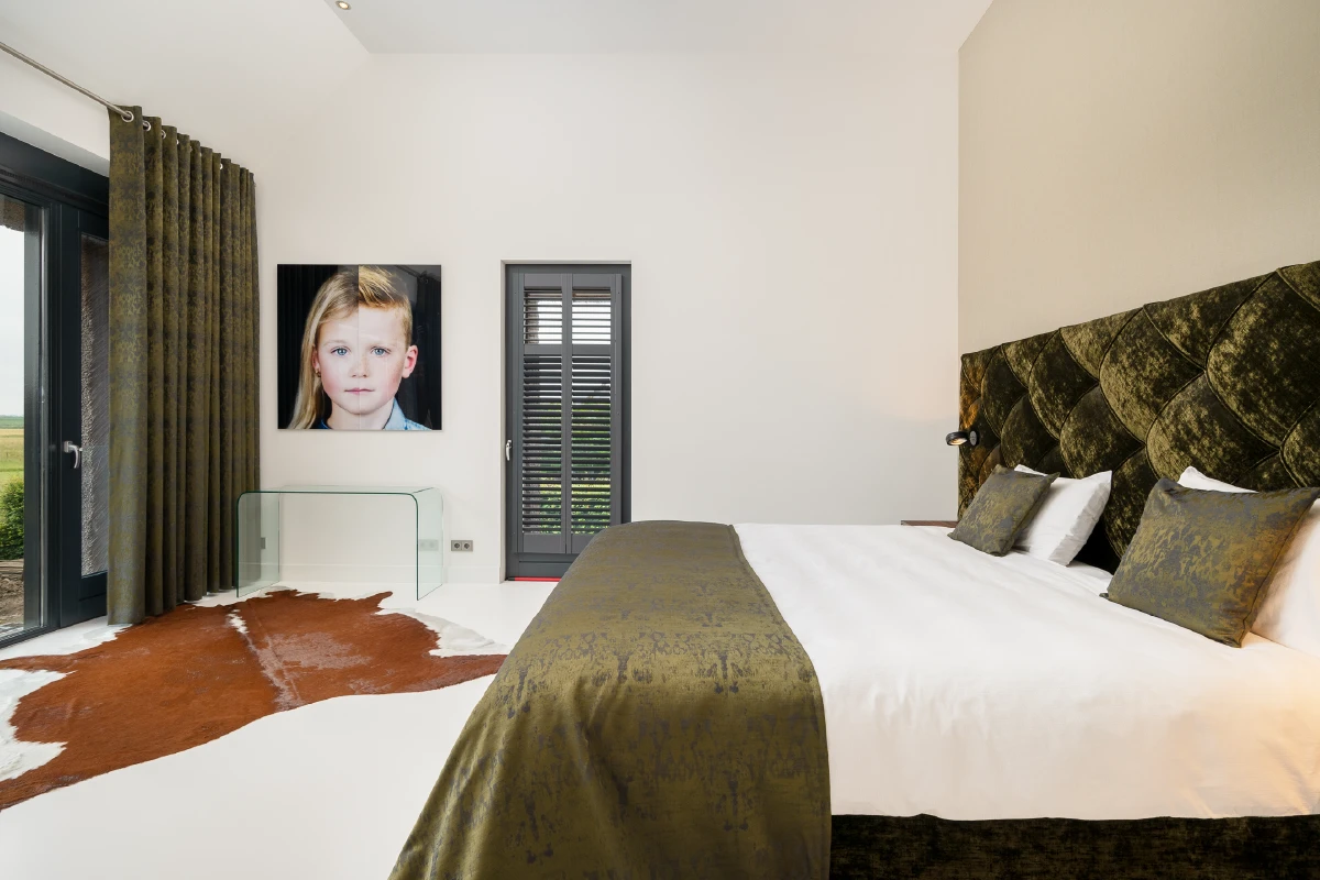 Moderne slaapkamer met design boxspring Finotôre