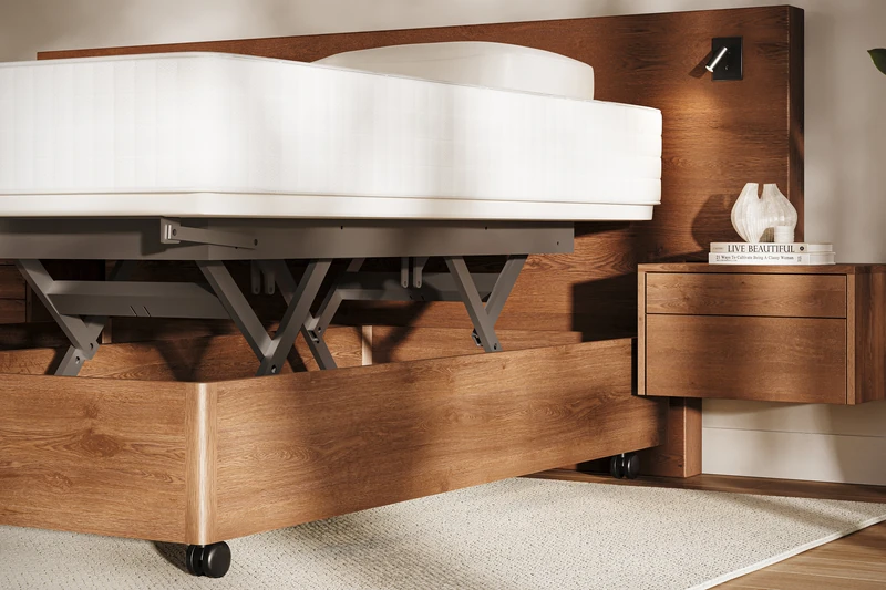 Houten hoog-laag bed in de hoge stand